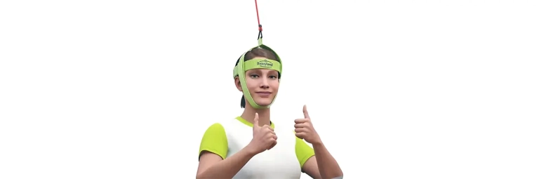 Woman satisfied after training with the Bejoyland NECKY neck trainer